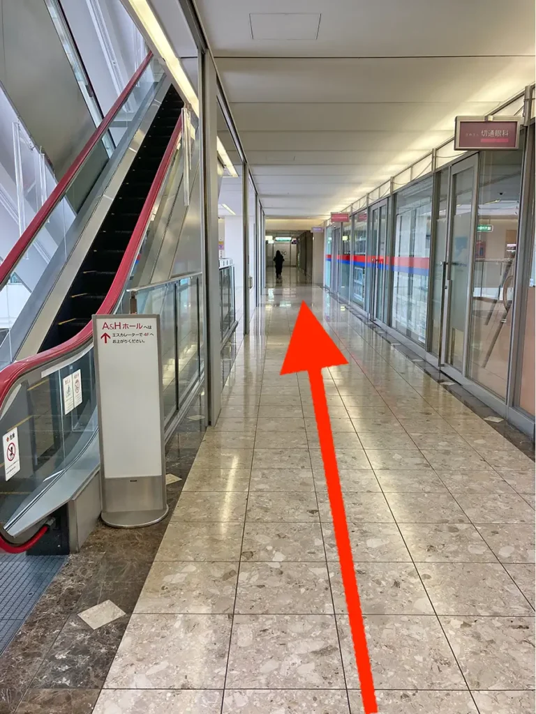 千里朝日阪急ビルへ地下鉄でお越しの場合10